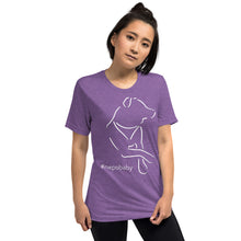 Load image into Gallery viewer, Short sleeve t-shirt
